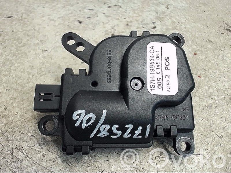 Ford Fiesta Ilmastointilaitteen läpän käyttölaite/moottori (A/C) 