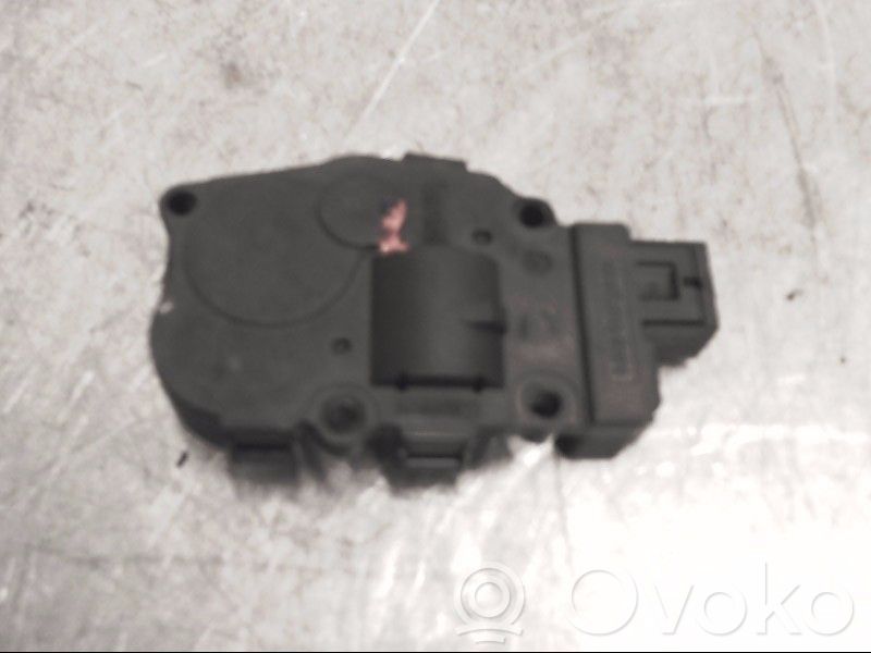 Audi A4 S4 B8 8K Actuator/motor clapetă debit aer A/C 