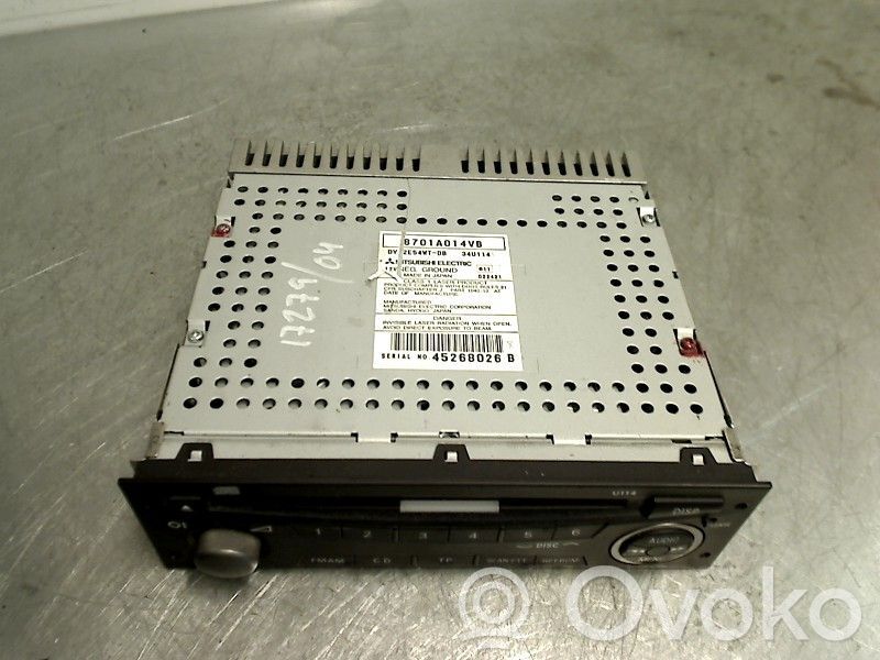Mitsubishi Grandis Panel / Radioodtwarzacz CD/DVD/GPS 