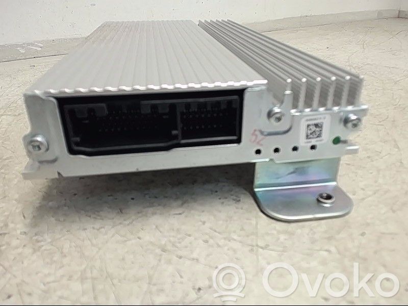 Chrysler Voyager Wzmacniacz audio 
