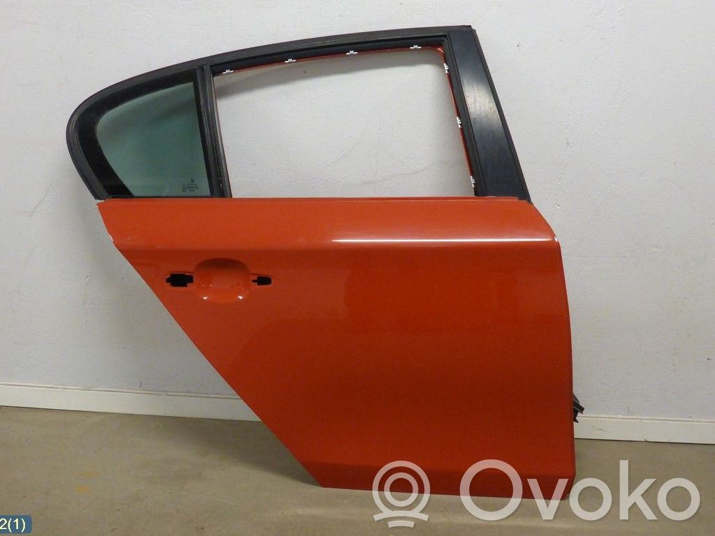 Puerta trasera   41