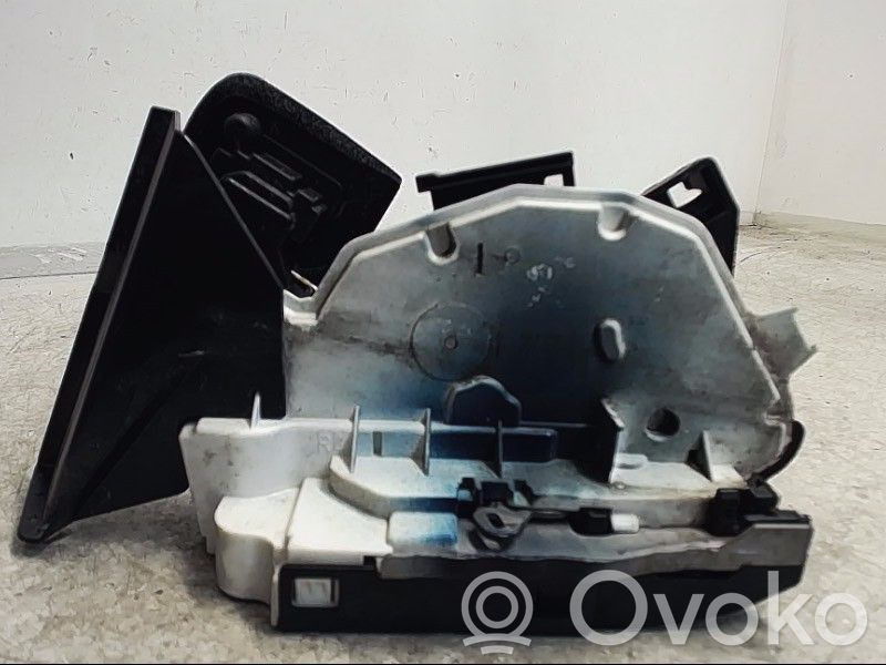 Takaoven lukko   5K4839016F,5K4839016F