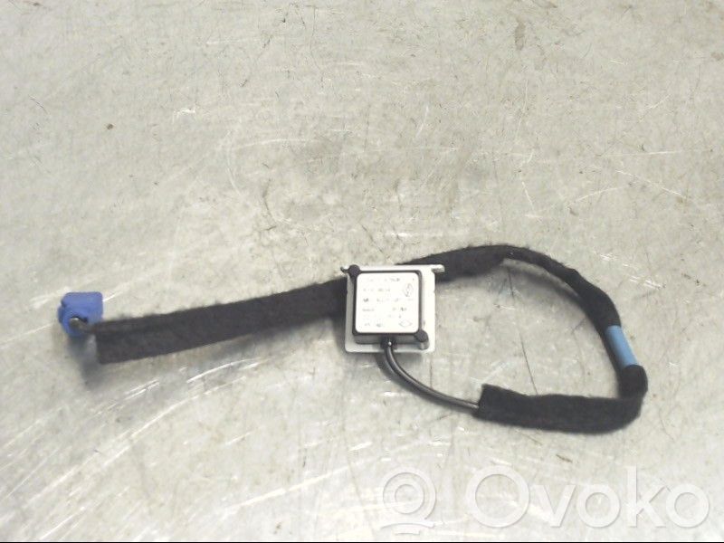 Renault Trafic III (X82) Antenă radio 