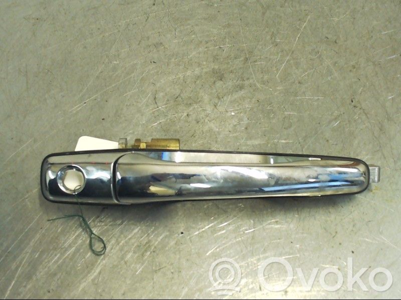Mitsubishi Grandis Manecilla externa puerta delantera 