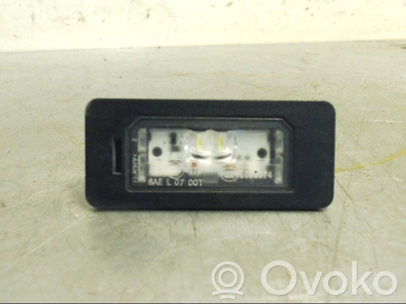 Luce targa   63267193293