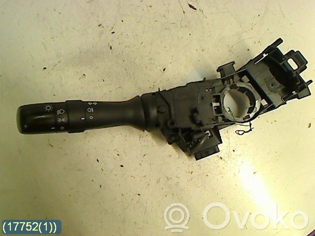 Toyota Prius (NHW20) Commodo de clignotant 