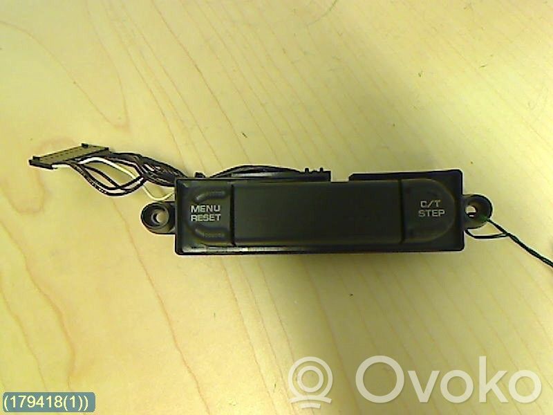 Other switches/knobs/shifts   VF82582656