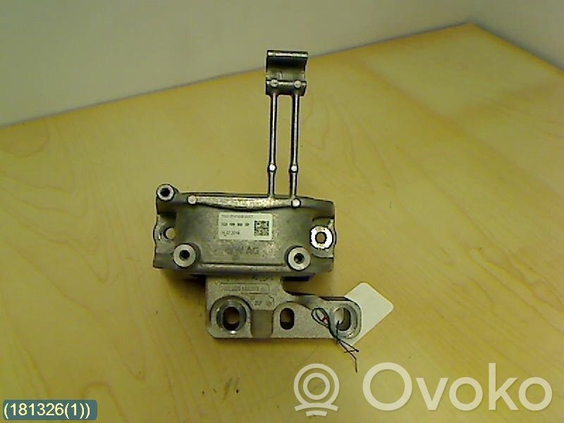 Volkswagen Golf VII Suport motor 