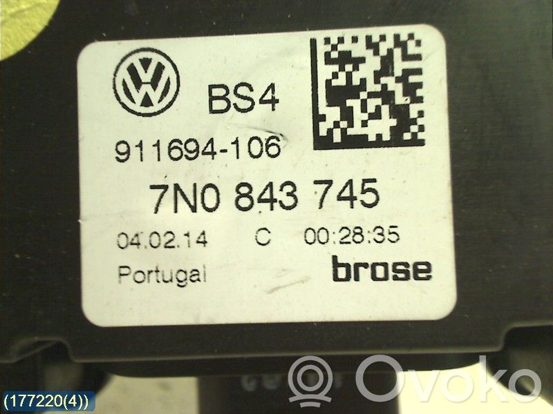 Siłownik zamka drzwi bocznych / przesuwnych   7N0843745,911694106BROSE