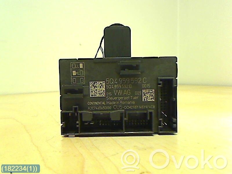 Volkswagen Golf VII Centralina/modulo portiere 