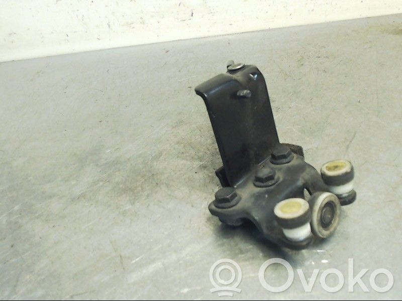 Ford Transit Custom Sliding door upper roller guide/hinge 