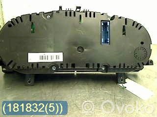 Volkswagen PASSAT B6 Licznik / Prędkościomierz 
