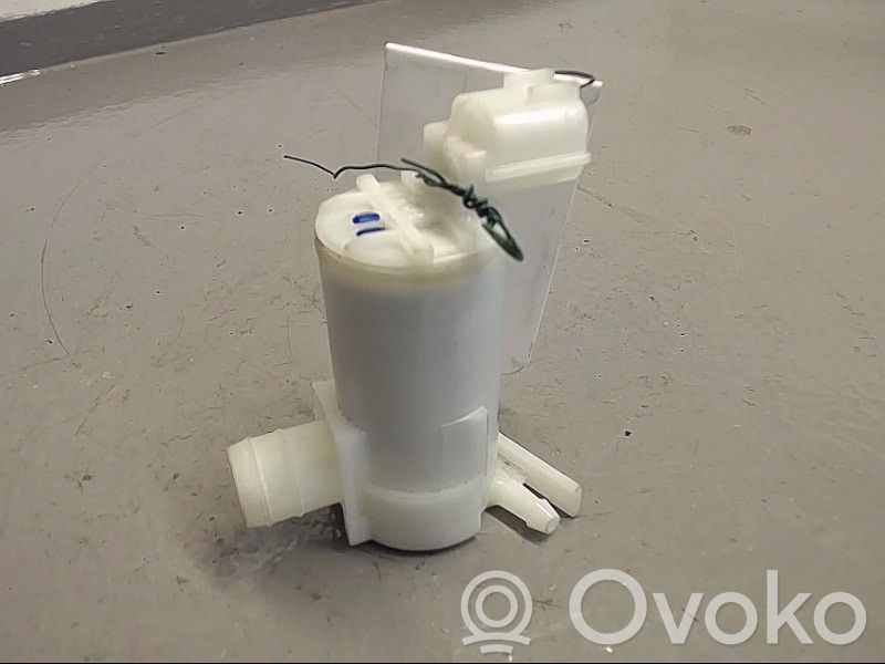 Nissan NV200 Windscreen/windshield washer pump 