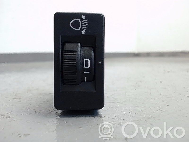 Citroen C4 II Panel lighting control switch 