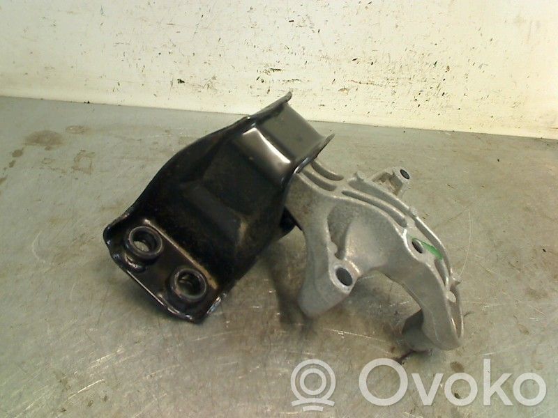 Engine mounting bracket   112104EA0B,112848459R