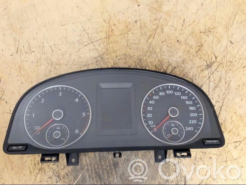Volkswagen Caddy Vitezometru (grup de instrumente) 