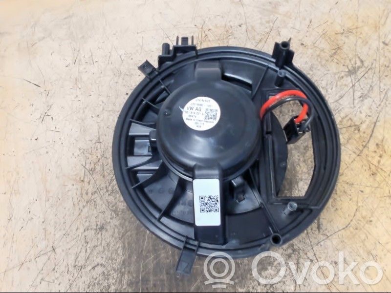 Volkswagen PASSAT B8 Ventola riscaldamento/ventilatore abitacolo 