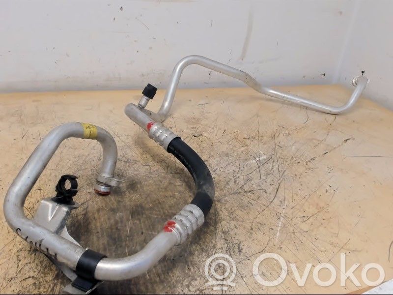 Opel Vivaro Ilmastointilaitteen putki (A/C) 