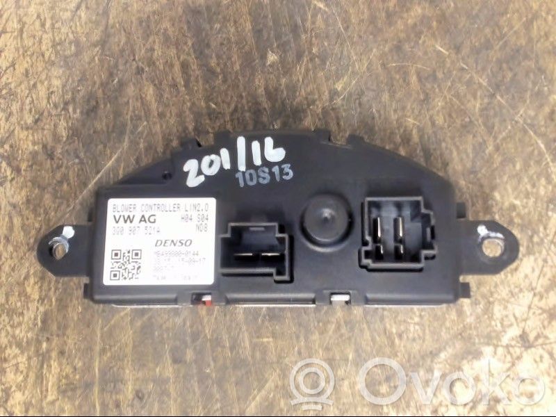 Volkswagen PASSAT B8 Motorino ventola riscaldamento/resistenza ventola 