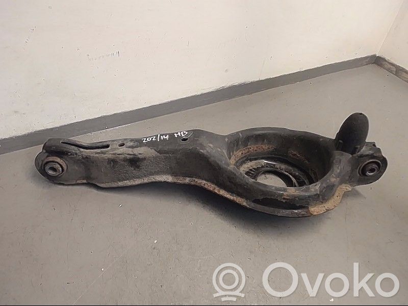 Rear control arm   1894049
