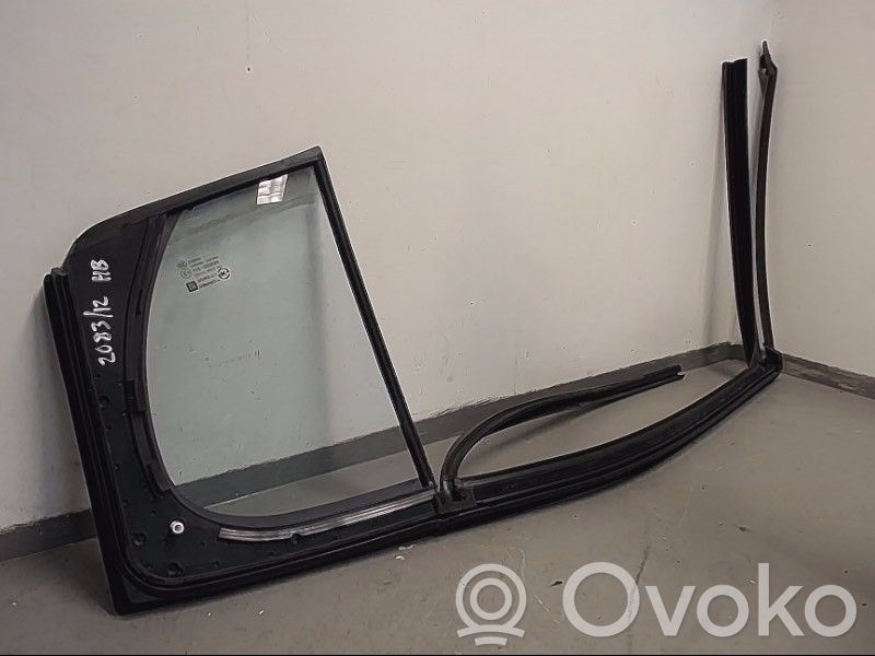 Chevrolet Cruze Ventanilla de ventilación de la puerta trasera 