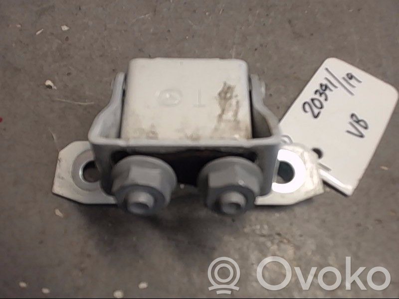 Tailgate/trunk/boot hinge   TK4862210C