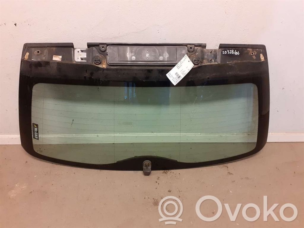 BMW 5 E60 E61 Galinis stiklas 