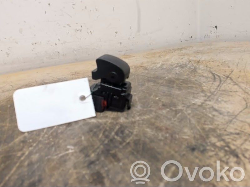 Isuzu D-Max Electric window control switch 