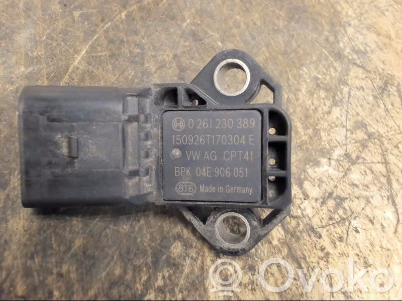 Volkswagen PASSAT B8 Czujnik ciśnienia powietrza 