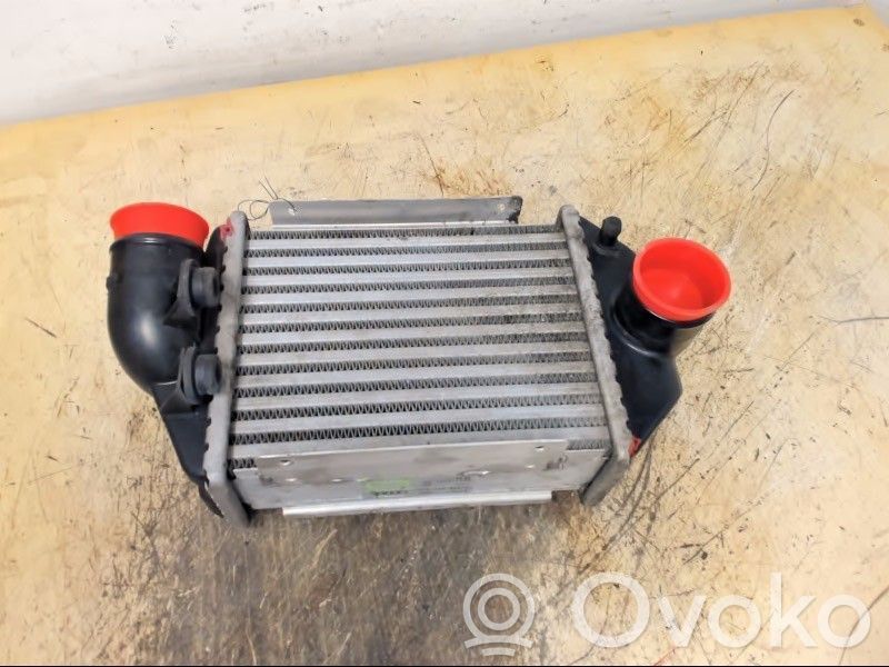 Audi A6 Allroad C5 Interkūlerio radiatorius 