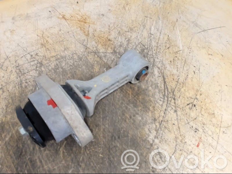 KIA Rio Engine mounting bracket 