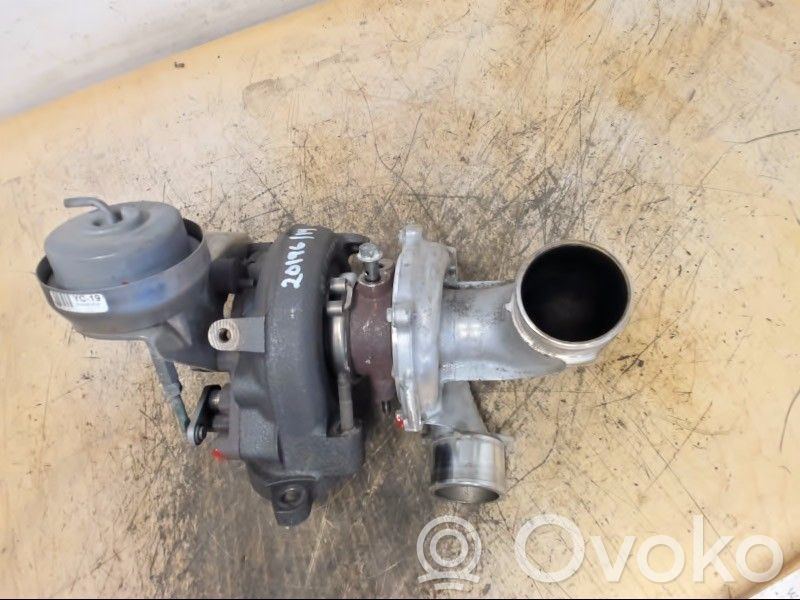 Toyota RAV 4 (XA40) Turbina 