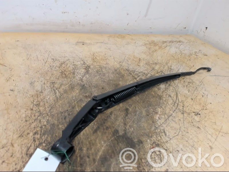 Toyota RAV 4 (XA40) Ramię wycieraczki szyby przedniej / czołowej 