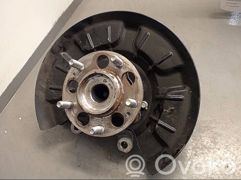 Front wheel hub   52710G4AA0