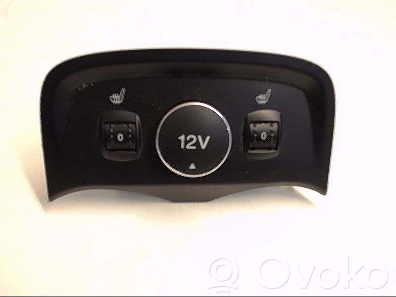 Ford Focus Schalter el. Sitzverstellung 