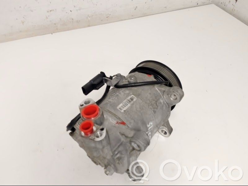 BMW 5 F10 F11 Compresor (pompă) aer condiționat (A/C) 