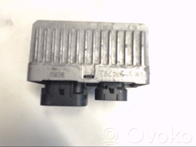 Opel Insignia A Ignition relay 