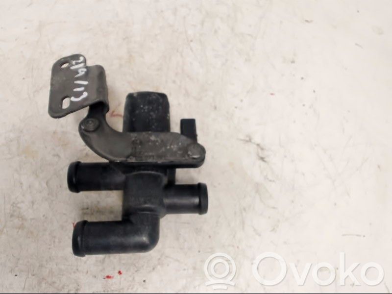 Volkswagen Transporter - Caravelle T5 Valvola di regolazione del liquido di raffreddamento e del riscaldatore 