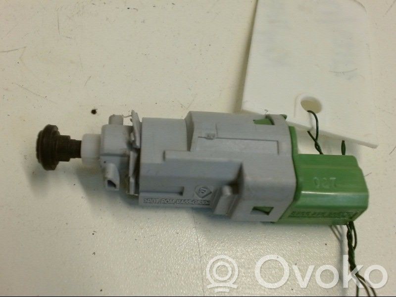 Sensor del pedal de embrague   8200276360,8200276360D