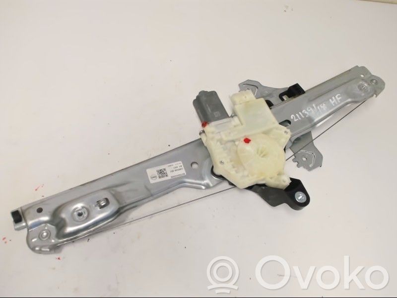 Nissan Qashqai Elektryczny podnośnik szyby drzwi przednich 