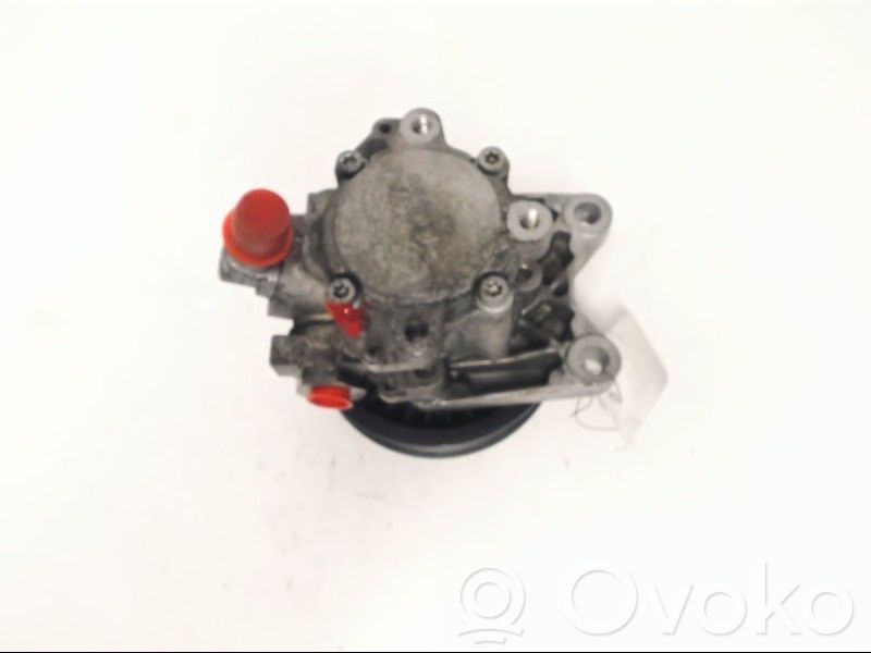 BMW 5 E60 E61 Power steering pump 