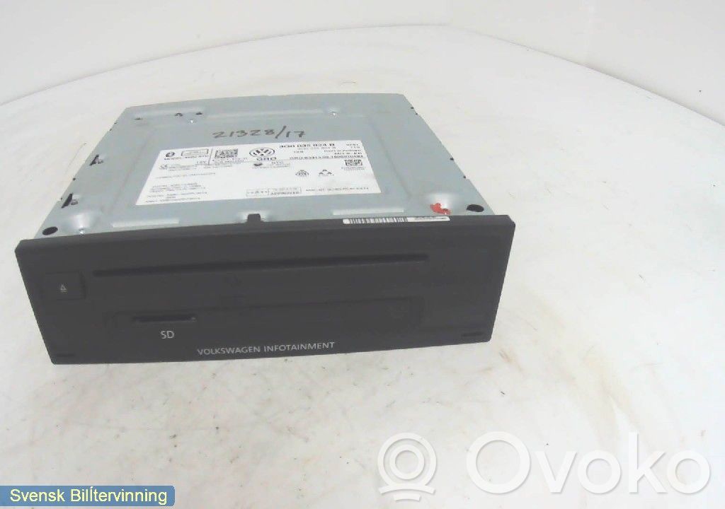 Volkswagen PASSAT B8 Unitate principală radio/CD/DVD/GPS 