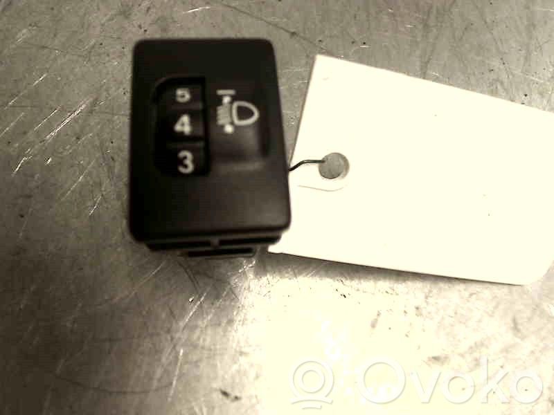 Toyota Avensis T270 Interruptor de control del panel de luces 