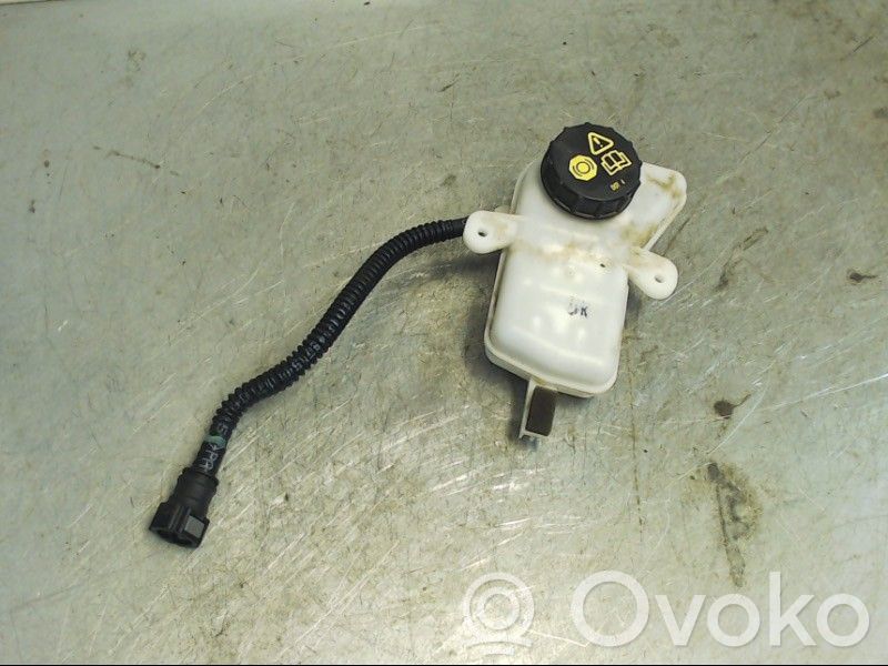 Ford Transit Custom Brake fluid reservoir 