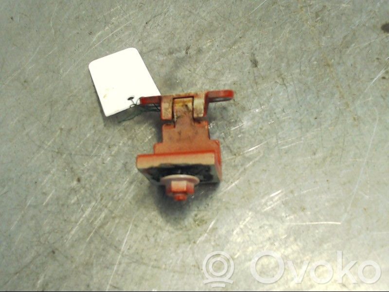 Volkswagen Polo IV 9N3 Zawias klapy tylnej bagażnika 