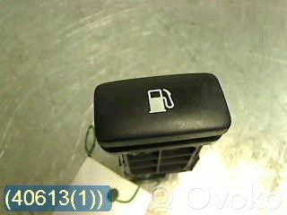 Lexus RX 330 - 350 - 400H Interruttore apertura sportello carburante 