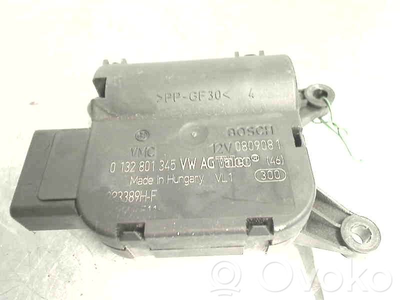 Volkswagen Touran I Actuator/motor clapetă debit aer A/C 