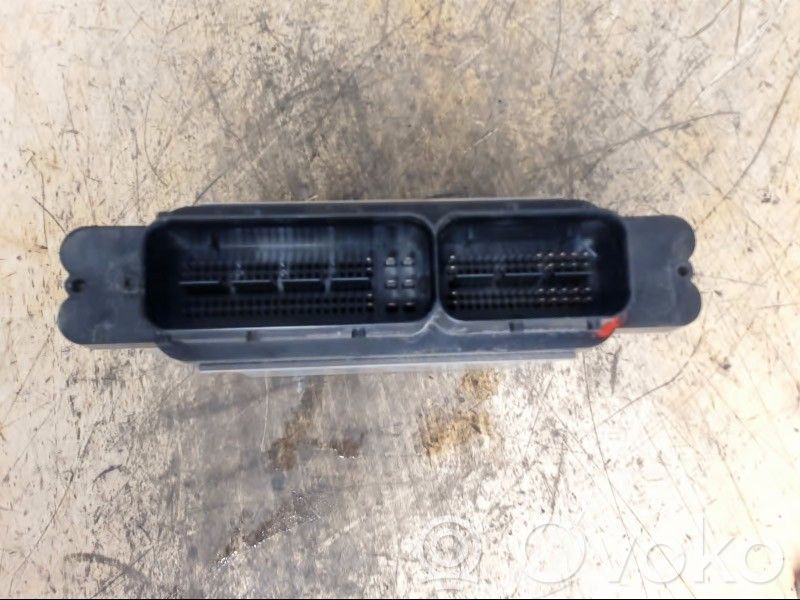 Volkswagen Golf VII Injection control unit/module 