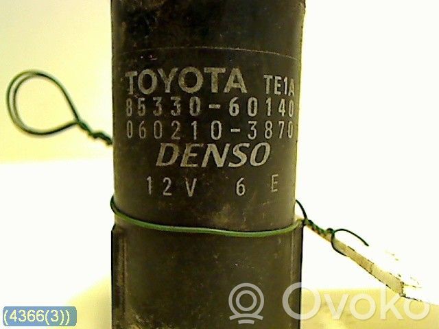 Toyota RAV 4 (XA20) Pompa spryskiwacza szyby przedniej / czołowej 
