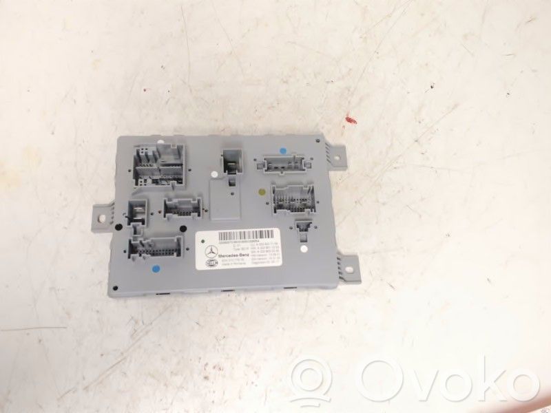 Mercedes-Benz C W205 Modul confort 